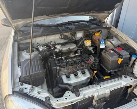 Сірий Деу Ланос, об'ємом двигуна 1.5 л та пробігом 111 тис. км за 2800 $, фото 4 на Automoto.ua