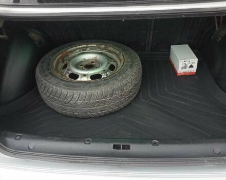 Сірий Деу Ланос, об'ємом двигуна 1.4 л та пробігом 300 тис. км за 1700 $, фото 4 на Automoto.ua