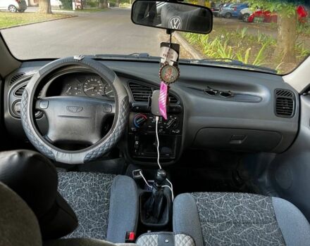 Серый Дэу Ланос, объемом двигателя 1.6 л и пробегом 151 тыс. км за 2800 $, фото 2 на Automoto.ua