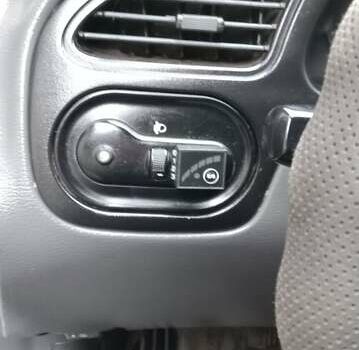 Сірий Деу Ланос, об'ємом двигуна 1.5 л та пробігом 255 тис. км за 2200 $, фото 10 на Automoto.ua