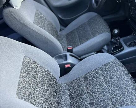 Сірий Деу Ланос, об'ємом двигуна 1.4 л та пробігом 115 тис. км за 2100 $, фото 15 на Automoto.ua