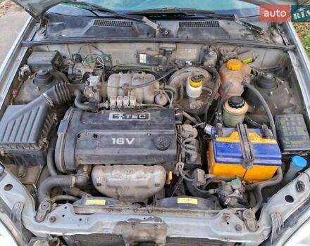 Серый Дэу Ланос, объемом двигателя 1.6 л и пробегом 119 тыс. км за 2700 $, фото 4 на Automoto.ua