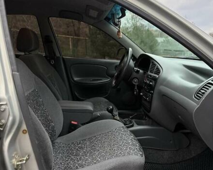 Сірий Деу Ланос, об'ємом двигуна 1.5 л та пробігом 75 тис. км за 3300 $, фото 4 на Automoto.ua