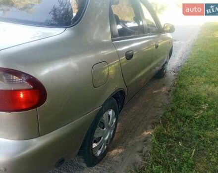 Сірий Деу Ланос, об'ємом двигуна 1.6 л та пробігом 211 тис. км за 1350 $, фото 7 на Automoto.ua