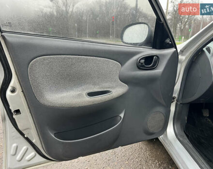 Серый Дэу Ланос, объемом двигателя 1.6 л и пробегом 240 тыс. км за 2400 $, фото 14 на Automoto.ua