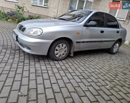 Сірий Деу Ланос, об'ємом двигуна 1.5 л та пробігом 250 тис. км за 2000 $, фото 1 на Automoto.ua