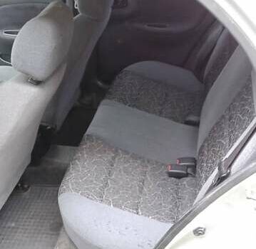 Сірий Деу Ланос, об'ємом двигуна 1.5 л та пробігом 255 тис. км за 2200 $, фото 2 на Automoto.ua