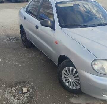 Серый Дэу Ланос, объемом двигателя 1.5 л и пробегом 245 тыс. км за 1750 $, фото 1 на Automoto.ua