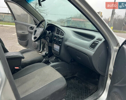 Серый Дэу Ланос, объемом двигателя 1.6 л и пробегом 240 тыс. км за 2400 $, фото 22 на Automoto.ua