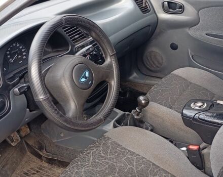 Серый Дэу Ланос, объемом двигателя 1.5 л и пробегом 265 тыс. км за 2500 $, фото 6 на Automoto.ua