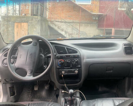 Сірий Деу Ланос, об'ємом двигуна 1.6 л та пробігом 170 тис. км за 1600 $, фото 6 на Automoto.ua