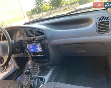 Сірий Деу Ланос, об'ємом двигуна 1.5 л та пробігом 250 тис. км за 2900 $, фото 3 на Automoto.ua