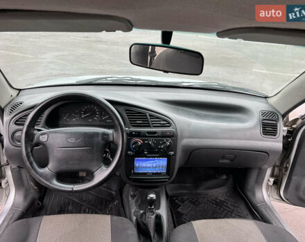 Серый Дэу Ланос, объемом двигателя 1.6 л и пробегом 240 тыс. км за 2400 $, фото 17 на Automoto.ua