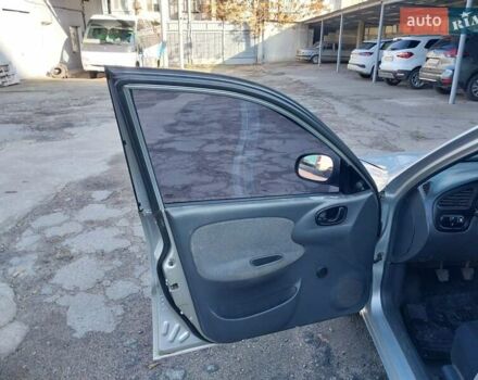 Сірий Деу Ланос, об'ємом двигуна 1.5 л та пробігом 179 тис. км за 2000 $, фото 11 на Automoto.ua