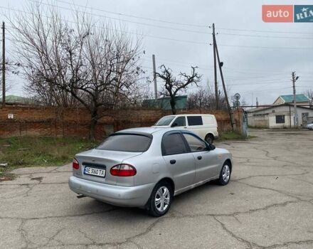 Серый Дэу Ланос, объемом двигателя 1.5 л и пробегом 250 тыс. км за 1150 $, фото 1 на Automoto.ua