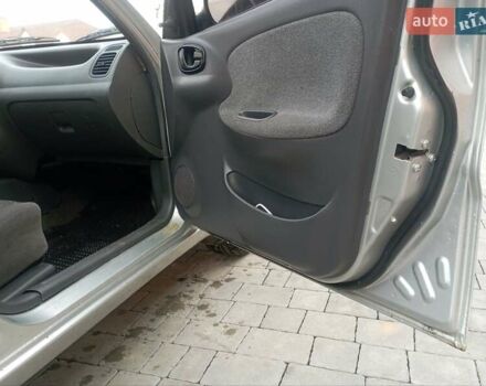Серый Дэу Ланос, объемом двигателя 1.6 л и пробегом 152 тыс. км за 1750 $, фото 2 на Automoto.ua