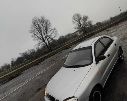 Серый Дэу Ланос, объемом двигателя 1.5 л и пробегом 200 тыс. км за 2000 $, фото 2 на Automoto.ua