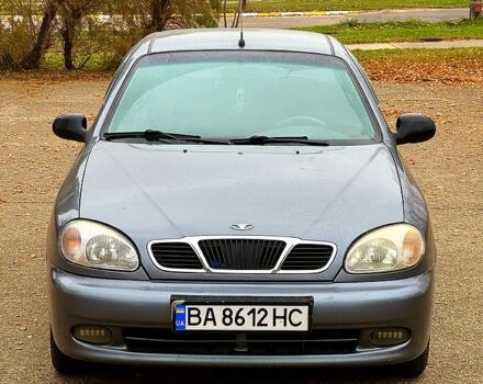 Серый Дэу Ланос, объемом двигателя 1.6 л и пробегом 250 тыс. км за 2700 $, фото 1 на Automoto.ua