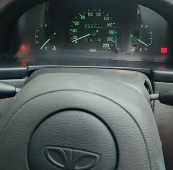 Сірий Деу Ланос, об'ємом двигуна 1.5 л та пробігом 228 тис. км за 3500 $, фото 5 на Automoto.ua