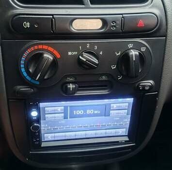 Сірий Деу Ланос, об'ємом двигуна 1.5 л та пробігом 228 тис. км за 3500 $, фото 4 на Automoto.ua