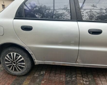 Сірий Деу Ланос, об'ємом двигуна 1.5 л та пробігом 236 тис. км за 1450 $, фото 1 на Automoto.ua