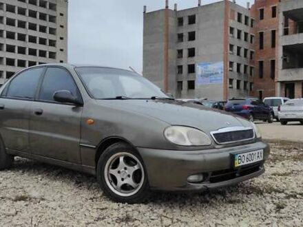 Деу Ланос 2001 у Тернополі на Automoto.ua Сірий Деу Ланос, об'ємом двигуна 1.5 л та пробігом 301 тис. км за 2100 $, фото 1 на Automoto.ua