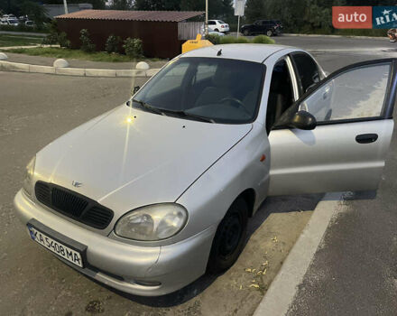 Серый Дэу Ланос, объемом двигателя 1.5 л и пробегом 301 тыс. км за 2000 $, фото 1 на Automoto.ua