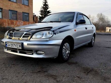 Деу Ланос 2002 у Гребенке на Automoto.ua Сірий Деу Ланос, об'ємом двигуна 1.5 л та пробігом 0 тис. км за 1800 $, фото 1 на Automoto.ua