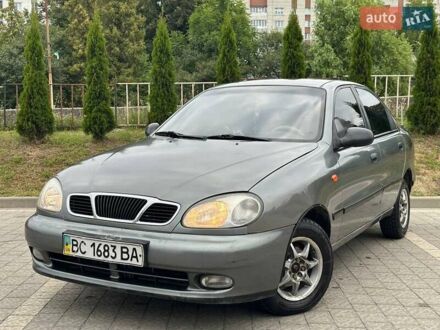 Деу Ланос 2002 у Дрогобичі на Automoto.ua Сірий Деу Ланос, об'ємом двигуна 1.5 л та пробігом 291 тис. км за 1900 $, фото 1 на Automoto.ua