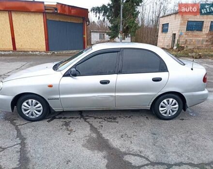 Серый Дэу Ланос, объемом двигателя 1.5 л и пробегом 306 тыс. км за 2000 $, фото 1 на Automoto.ua
