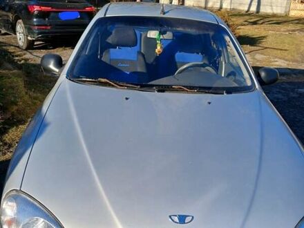 Деу Ланос 2003 у Львові на Automoto.ua Сірий Деу Ланос, об'ємом двигуна 1.5 л та пробігом 300 тис. км за 1500 $, фото 1 на Automoto.ua