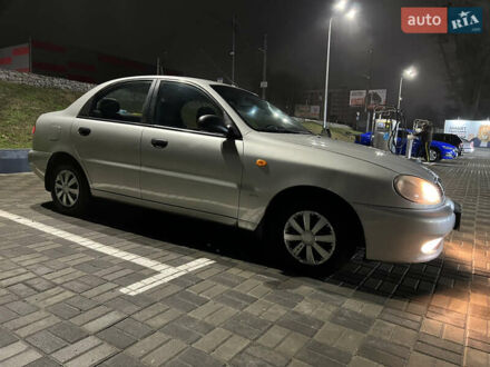 Серый Дэу Ланос, объемом двигателя 1.5 л и пробегом 268 тыс. км за 2400 $, фото 1 на Automoto.ua