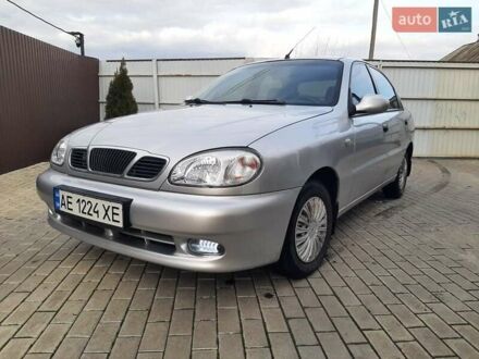 Деу Ланос 2003 у Дніпро (Дніпропетровську) на Automoto.ua Сірий Деу Ланос, об'ємом двигуна 1.5 л та пробігом 135 тис. км за 2600 $, фото 1 на Automoto.ua