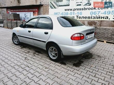 Дэу Ланос 2003 в Кривом Роге на Automoto.ua Серый Дэу Ланос, объемом двигателя 1.5 л и пробегом 230 тыс. км за 2700 $, фото 1 на Automoto.ua