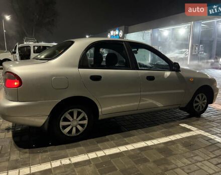 Серый Дэу Ланос, объемом двигателя 1.5 л и пробегом 270 тыс. км за 2200 $, фото 1 на Automoto.ua