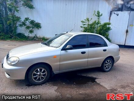 Дэу Ланос 2003 в Одессе на Automoto.ua Серый Дэу Ланос, объемом двигателя 1.5 л и пробегом 94 тыс. км за 3200 $, фото 1 на Automoto.ua