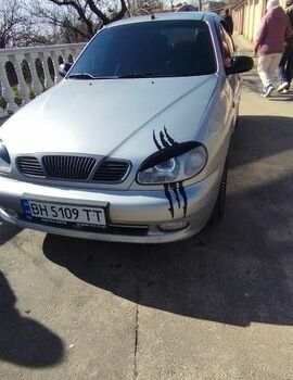 Сірий Деу Ланос, об'ємом двигуна 1.5 л та пробігом 305 тис. км за 2650 $, фото 1 на Automoto.ua