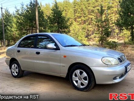 Деу Ланос 2003 у Ахтырке на Automoto.ua Сірий Деу Ланос, об'ємом двигуна 1.5 л та пробігом 195 тис. км за 2250 $, фото 1 на Automoto.ua