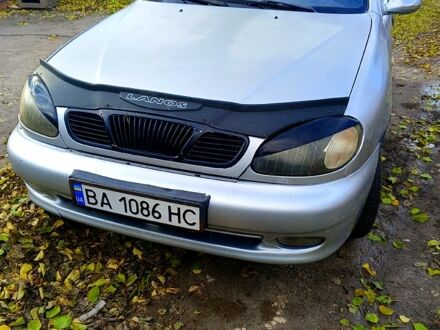 Деу Ланос 2004 у Кропивницькому (Кіровограді) на Automoto.ua Сірий Деу Ланос, об'ємом двигуна 1.5 л та пробігом 180 тис. км за 1700 $, фото 1 на Automoto.ua