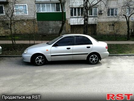 Сірий Деу Ланос, об'ємом двигуна 1.6 л та пробігом 320 тис. км за 0 $, фото 1 на Automoto.ua