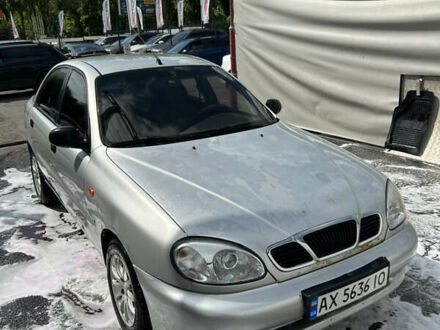 Деу Ланос 2004 у Вінниці на Automoto.ua Сірий Деу Ланос, об'ємом двигуна 1.6 л та пробігом 197 тис. км за 1900 $, фото 1 на Automoto.ua