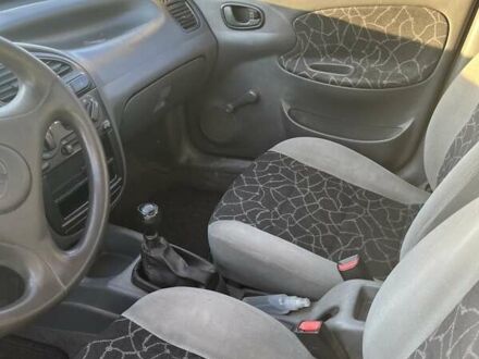 Деу Ланос 2004 у Рівному на Automoto.ua Сірий Деу Ланос, об'ємом двигуна 1.5 л та пробігом 177 тис. км за 2300 $, фото 1 на Automoto.ua