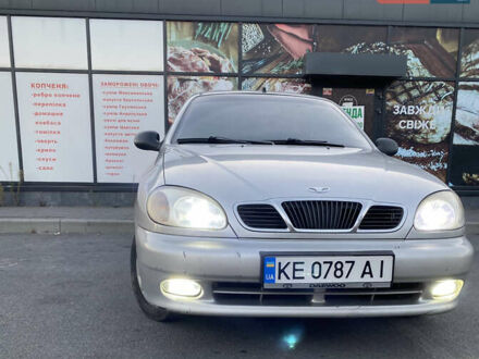 Дэу Ланос 2004 в Днепре (Днепропетровске) на Automoto.ua Серый Дэу Ланос, объемом двигателя 1.5 л и пробегом 320 тыс. км за 2500 $, фото 1 на Automoto.ua