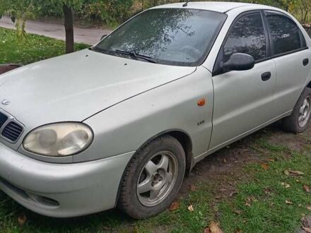 Дэу Ланос 2004 в Конотопе на Automoto.ua Серый Дэу Ланос, объемом двигателя 1.3 л и пробегом 195 тыс. км за 1500 $, фото 1 на Automoto.ua
