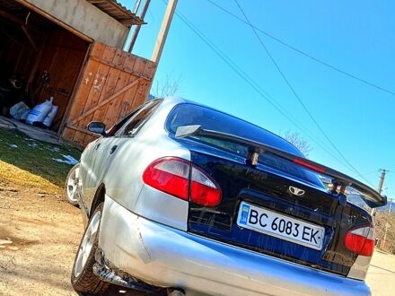 Деу Ланос 2004 у Самборе на Automoto.ua Сірий Деу Ланос, об'ємом двигуна 1.5 л та пробігом 0 тис. км за 1100 $, фото 1 на Automoto.ua