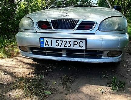 Дэу Ланос 2004 в Краснокутске на Automoto.ua Серый Дэу Ланос, объемом двигателя 1.5 л и пробегом 204 тыс. км за 2150 $, фото 1 на Automoto.ua