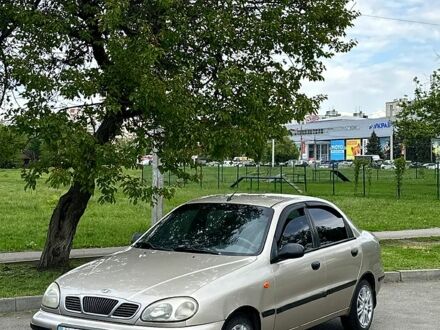 Деу Ланос 2004 у Харкові на Automoto.ua Сірий Деу Ланос, об'ємом двигуна 1.5 л та пробігом 180 тис. км за 1550 $, фото 1 на Automoto.ua