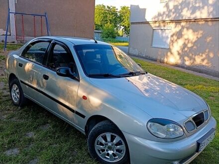 Сірий Деу Ланос, об'ємом двигуна 1.5 л та пробігом 255 тис. км за 2100 $, фото 1 на Automoto.ua
