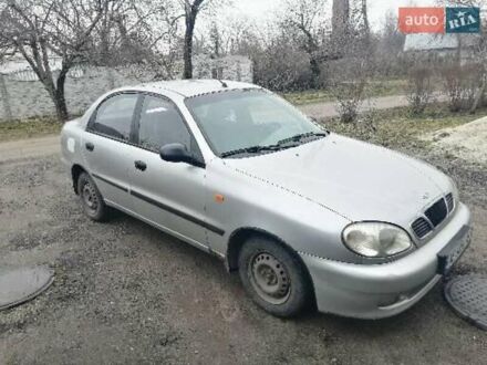 Дэу Ланос 2004 в Днепре (Днепропетровске) на Automoto.ua Серый Дэу Ланос, объемом двигателя 1.5 л и пробегом 220 тыс. км за 2000 $, фото 1 на Automoto.ua