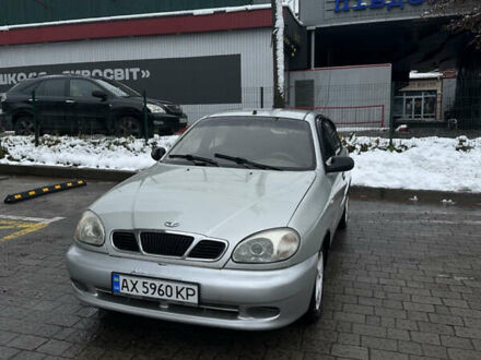 Серый Дэу Ланос, объемом двигателя 1.5 л и пробегом 200 тыс. км за 2000 $, фото 1 на Automoto.ua